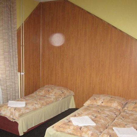 Vernířovice Hotel Reoneo מראה חיצוני תמונה