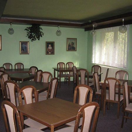 Vernířovice Hotel Reoneo מראה חיצוני תמונה